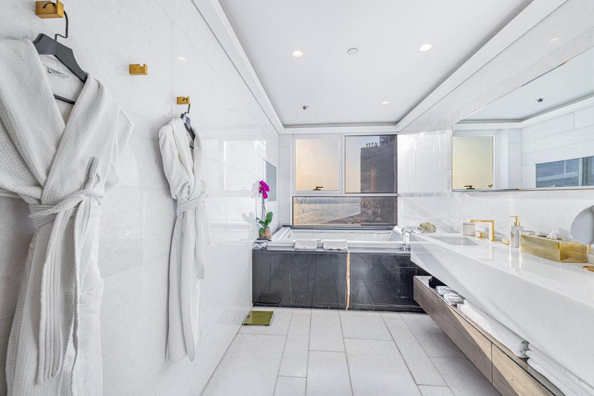 Five Palm Jumeirah 2Br Luxury Penthouse , Full Marina See View With Private Pool Dubai Exterior foto
